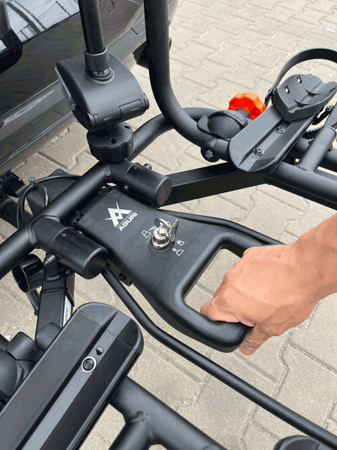Mechanizm mocowania Aguri Active Bike PRO 4 ze śrubą regulacji docisku Turn&Click na kuli haka
